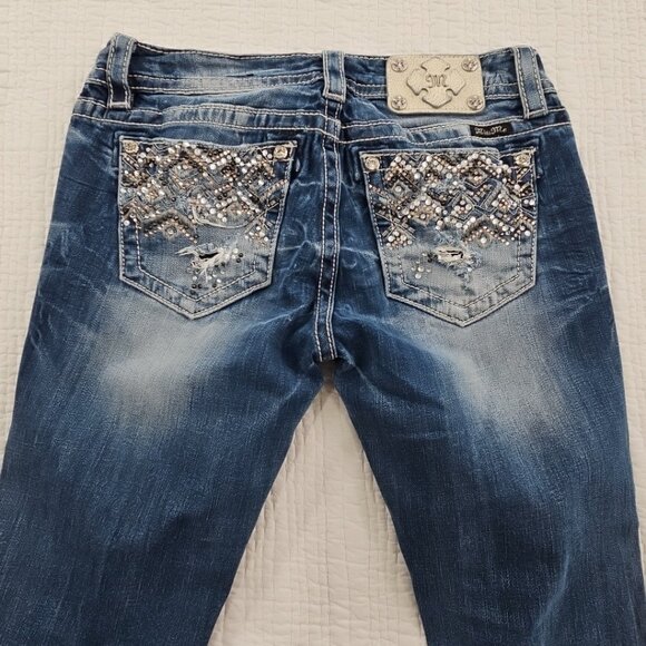 Miss Me Signature Boot Cut Rhinestone Jeans Women's 29 (29x32) EUC Bling Cross - Picture 12 of 16